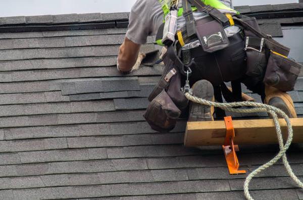 How to Prepare for a Roof Replacement in Blue Springs