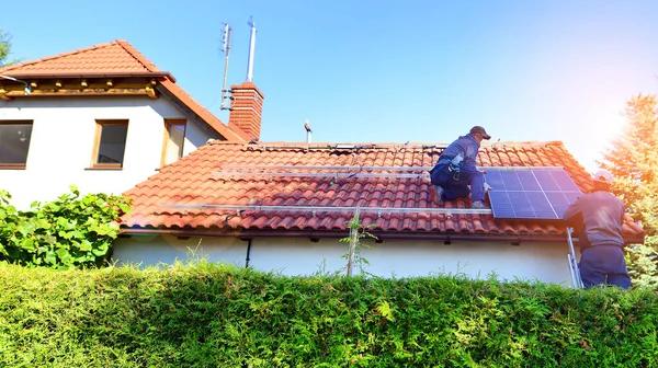 How to Evaluate Solar and HVAC Installers: Key Questions to Ask